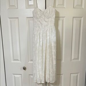 Chic White Midi Dress